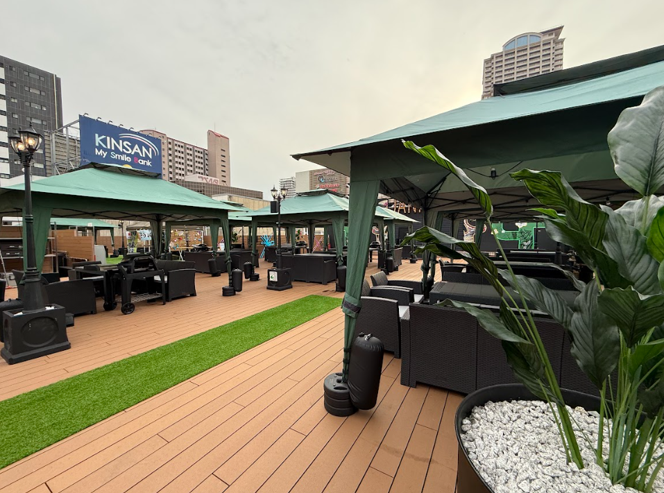 開放的なBBQスペース