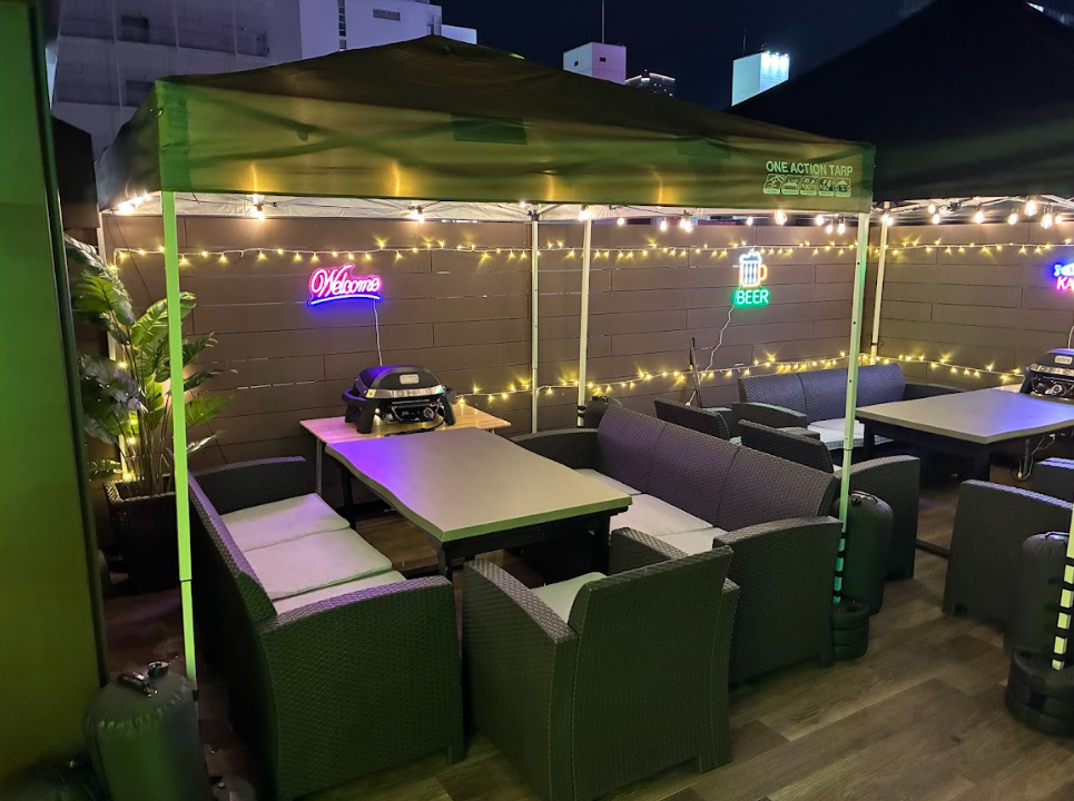 心斎橋店 - 夜の屋上